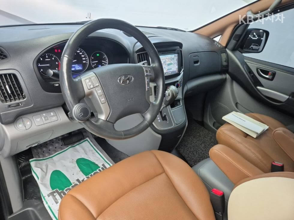 Hyundai The New (facelift) 그랜드 Star렉스Van 5-seater Modern - 7