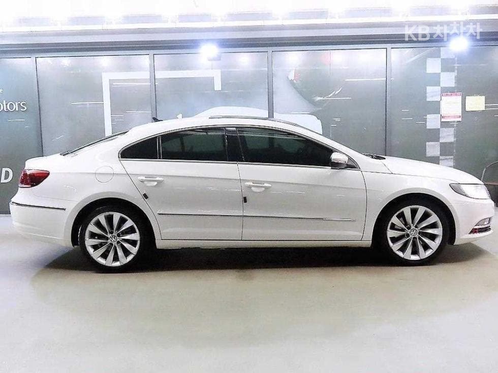 Volkswagen Нов CC2.0 Турбо Дизел Инжекция BlueMotion - 3
