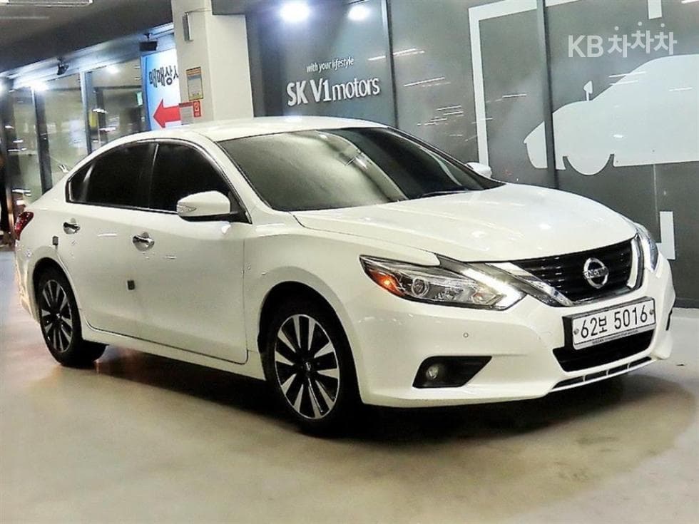 Нисан 알티마 2.5 Smart CVT (Безстепенна) - Image 1