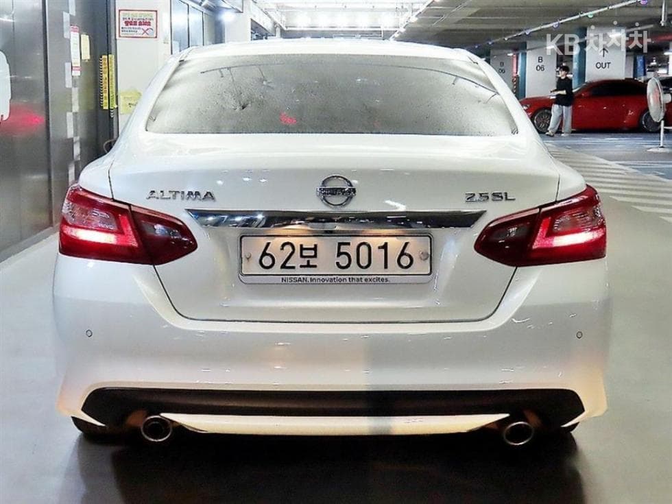 Нисан 알티마2.5 Smart CVT (Безстепенна) - 3