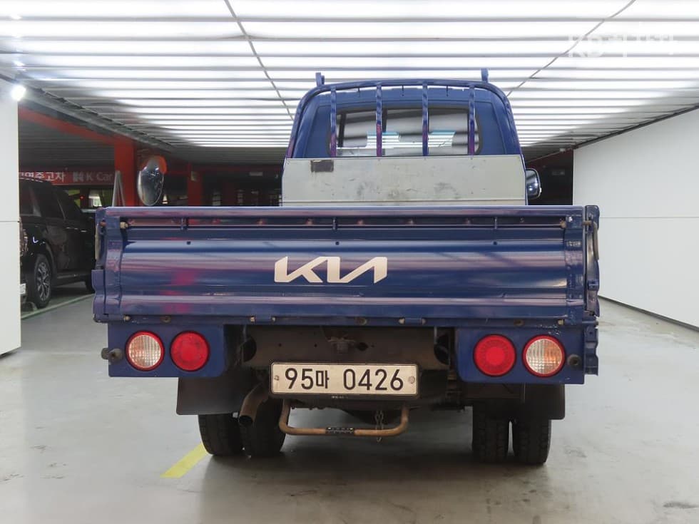 Kia Bongo 3 (light truck)1.2Ton Extra Long King Cab CRDi Prestige - 3