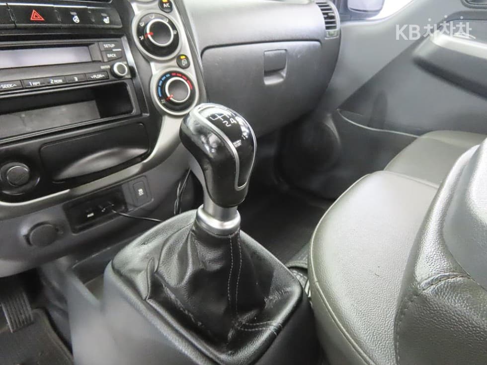 Kia Bongo 3 (light truck)1.2Ton Extra Long King Cab CRDi Prestige - 10