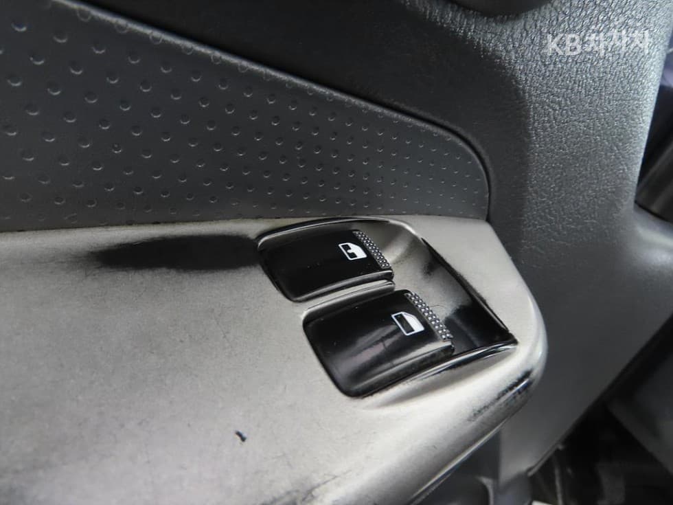 Kia Bongo 3 (light truck)1.2Ton Extra Long King Cab CRDi Prestige - 11