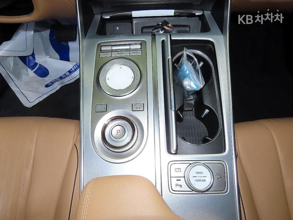 Дженезис GV803.0 Дизел AWD - 12