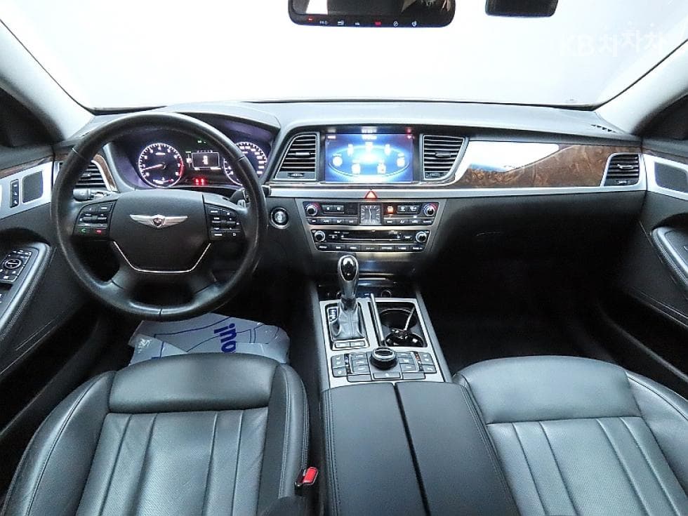 Хюндай ДженезисDHG330 Premium AWD - 6