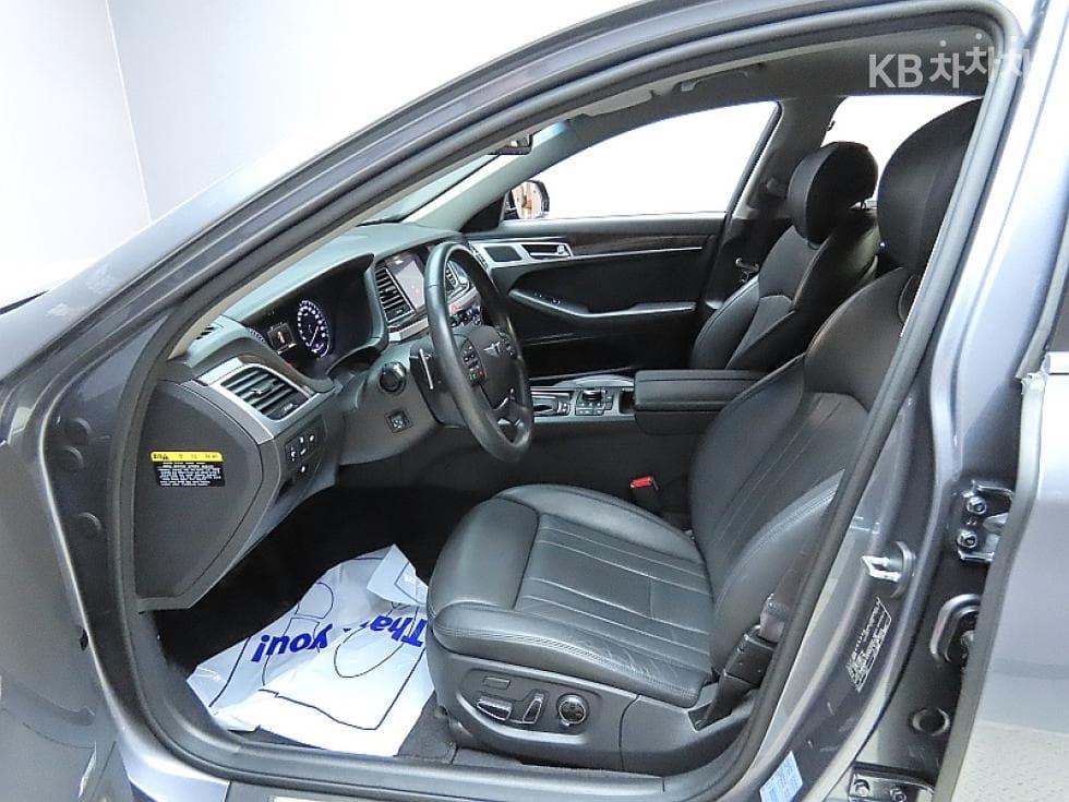 Хюндай ДженезисDHG330 Premium AWD - 10