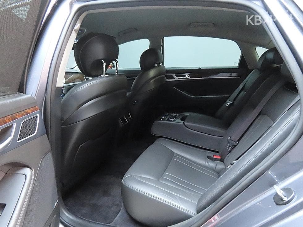 Хюндай ДженезисDHG330 Premium AWD - 11