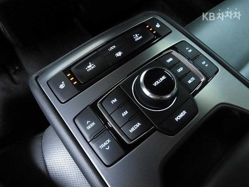 Хюндай ДженезисDHG330 Premium AWD - 18