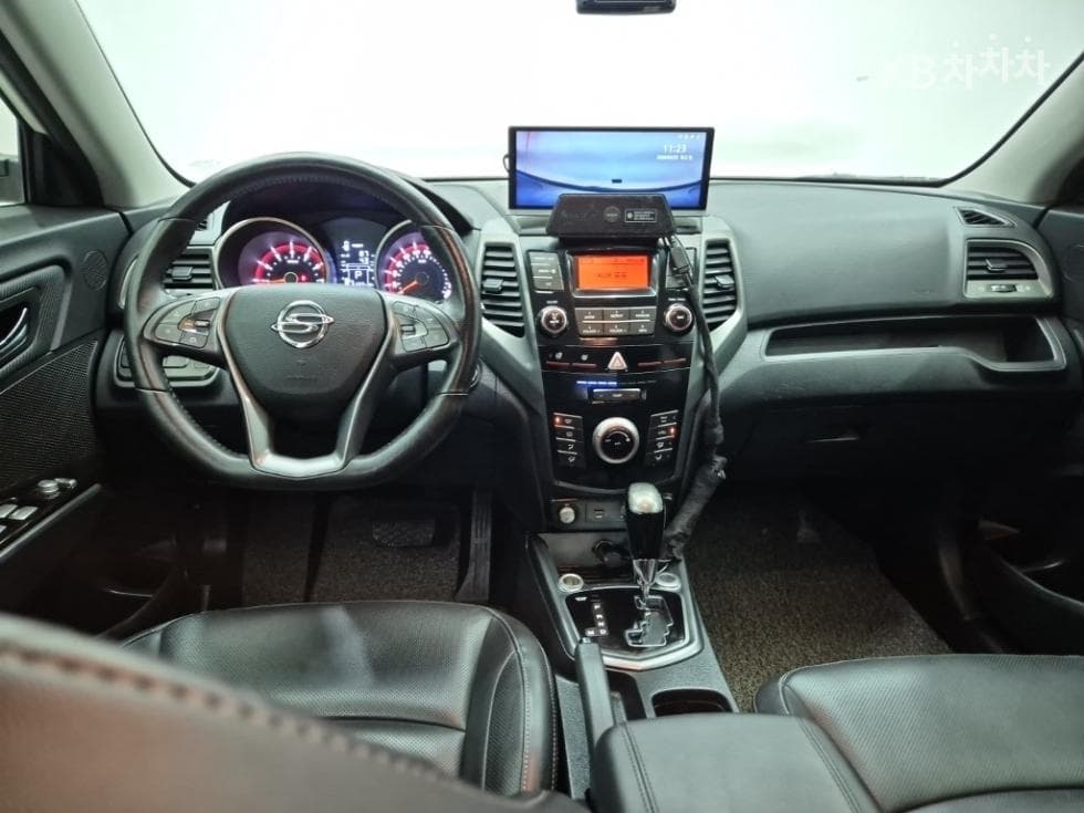 KG Mobility Tivoli 아머1.6 Gasoline VX 2WD - 7