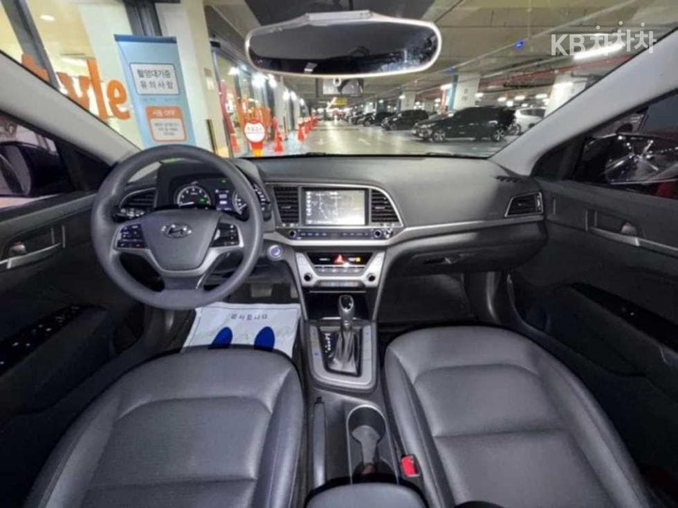 Хюндай Avante (Elantra)AD1.6 GDi Value Plus - 10