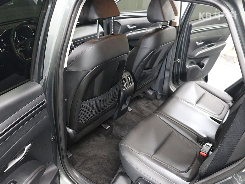 Хюндай The All New Туксон(NX (Lexus SUV)4)Бензин 1.6T 2WD Premium - 17