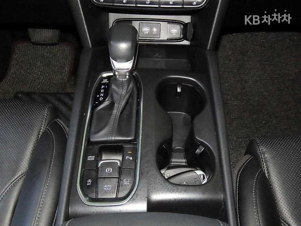 Хюндай Санта Фе TMДизел 2.0 2WD Exclusive Специал (специален признак/издание) - 12