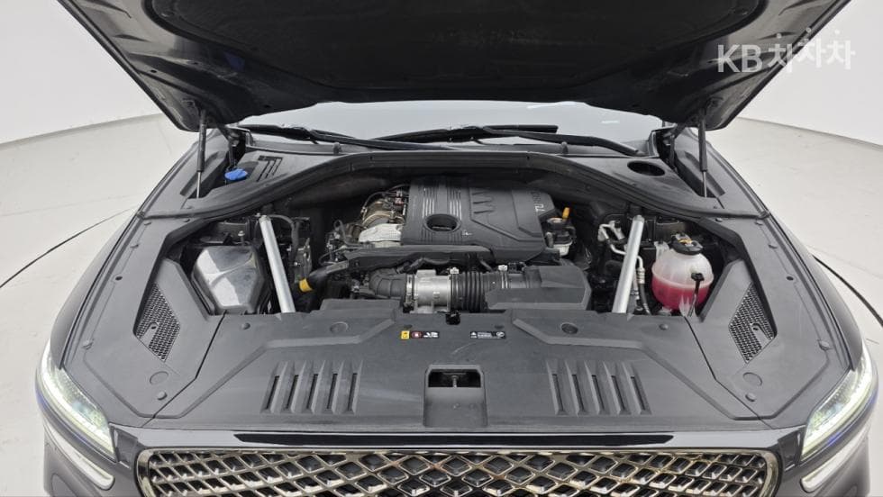 Genesis GV70Diesel 2.2 AWD - 9