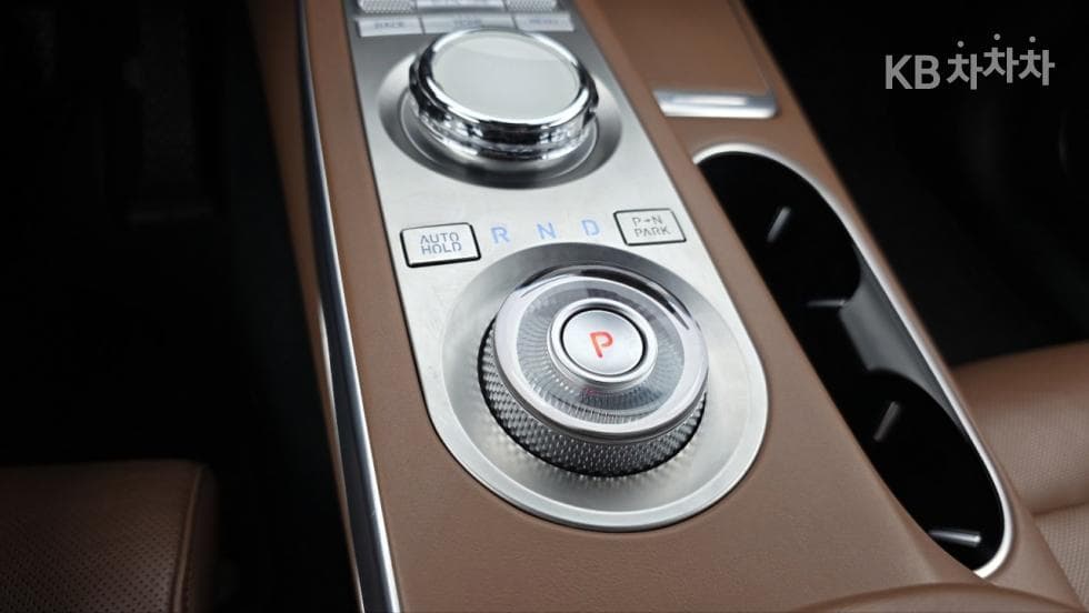 Genesis GV70Diesel 2.2 AWD - 16