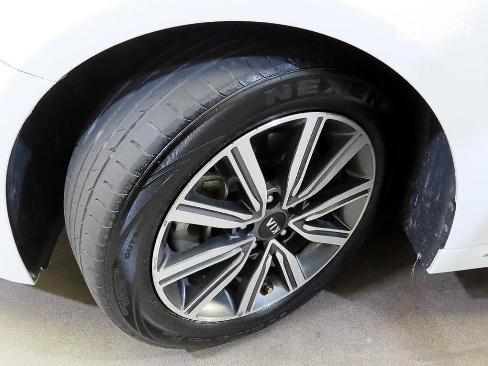 Kia The New (facelift) K5 Second generation1.6 Gasoline Turbo Noblesse - 18