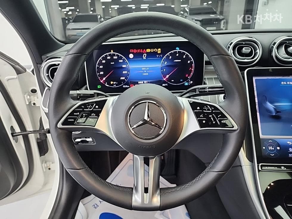 Mercedes-Benz The New (facelift) C-ClassC200 Avantgarde W205 - 9