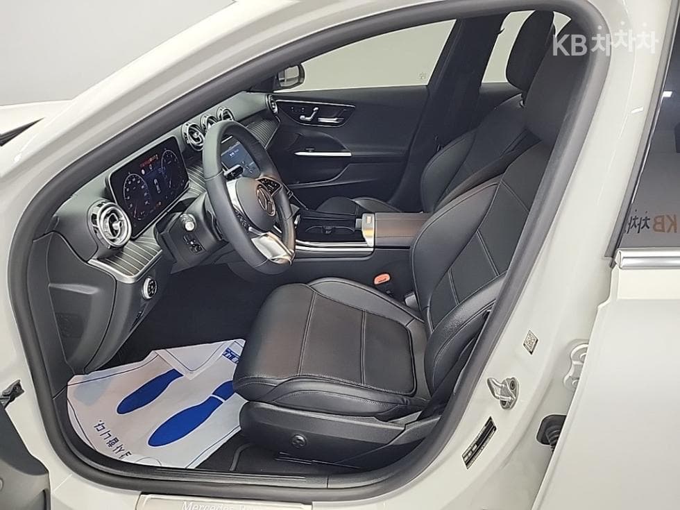 Mercedes-Benz The New (facelift) C-ClassC200 Avantgarde W205 - 11