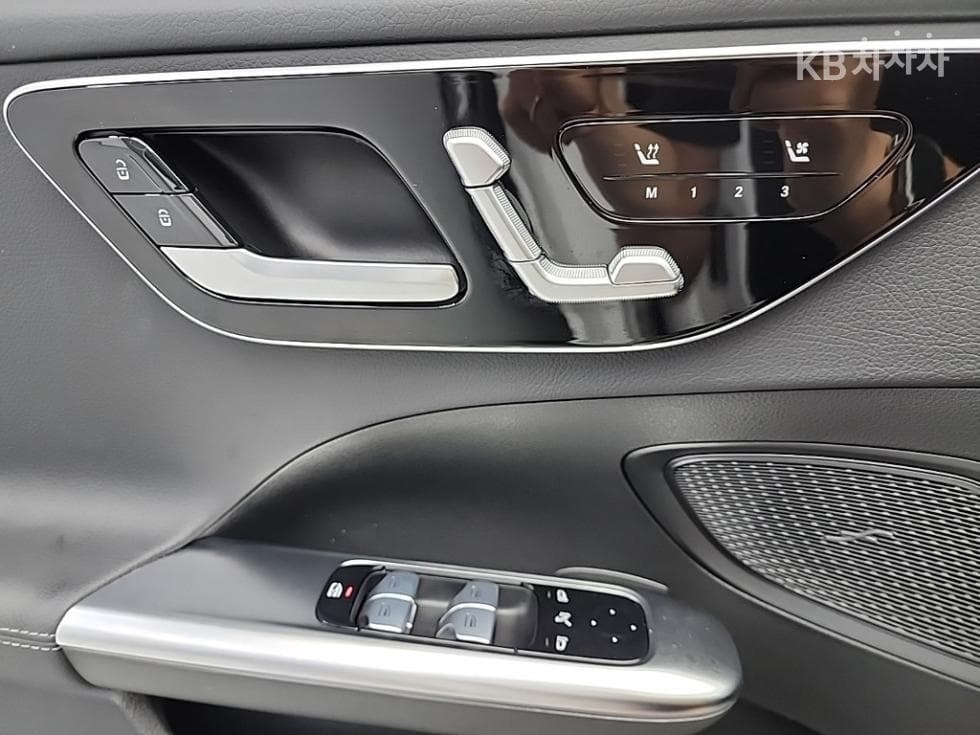 Mercedes-Benz The New (facelift) C-ClassC200 Avantgarde W205 - 19
