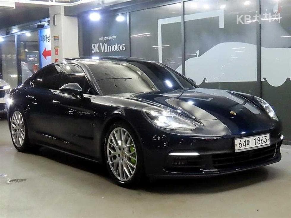 Porsche 파나메라 (971) 2.9 4 E-Hybrid Стандартен - Image 1