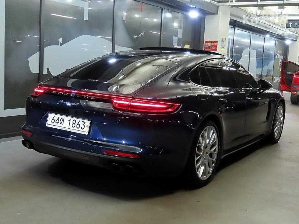 Porsche 파나메라 (971)2.9 4 E-Hybrid Стандартен - 4
