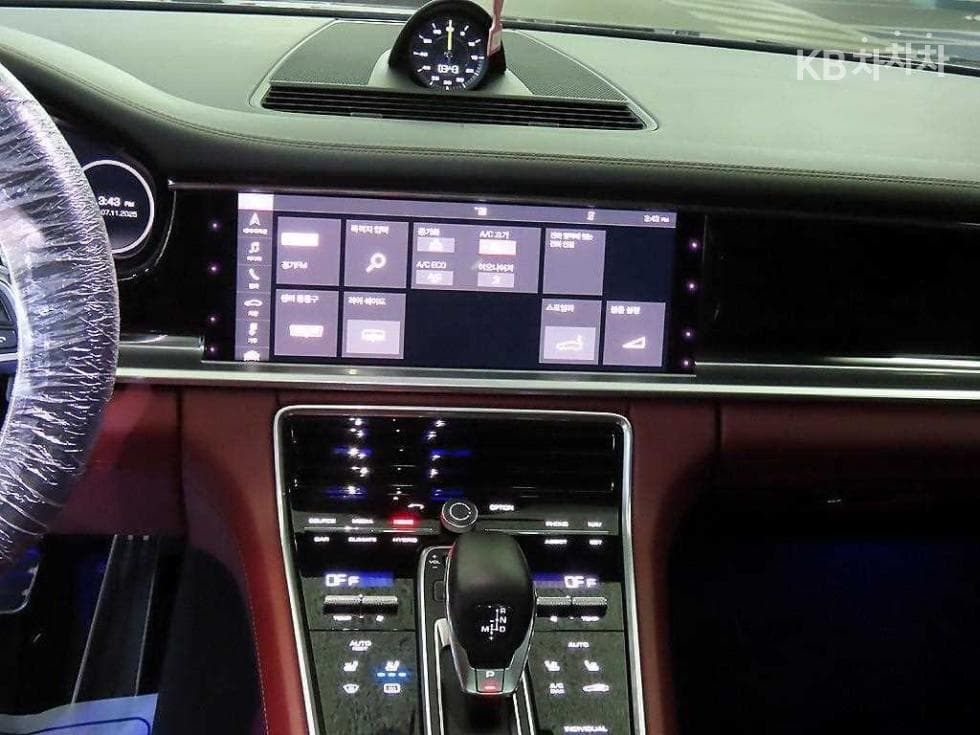 Porsche 파나메라 (971)2.9 4 E-Hybrid Стандартен - 11