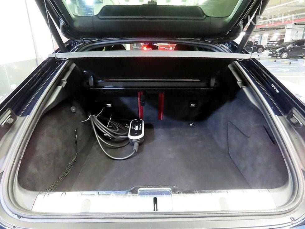 Porsche 파나메라 (971)2.9 4 E-Hybrid Стандартен - 17