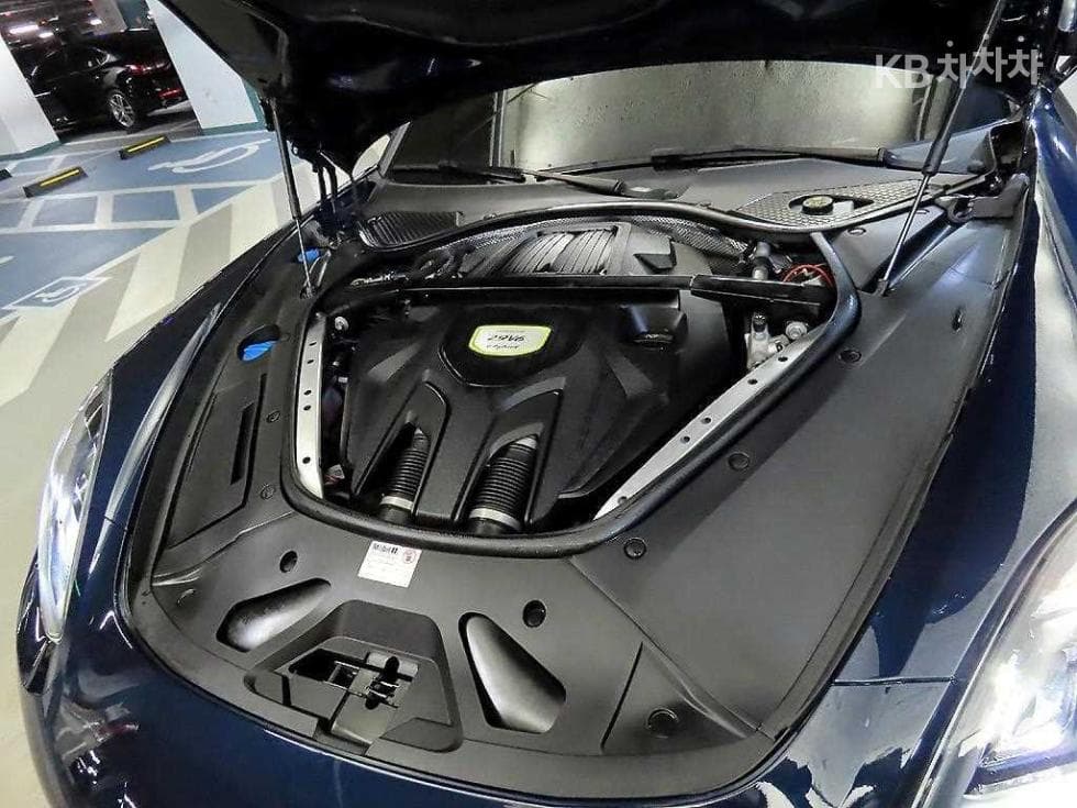 Porsche 파나메라 (971)2.9 4 E-Hybrid Стандартен - 19