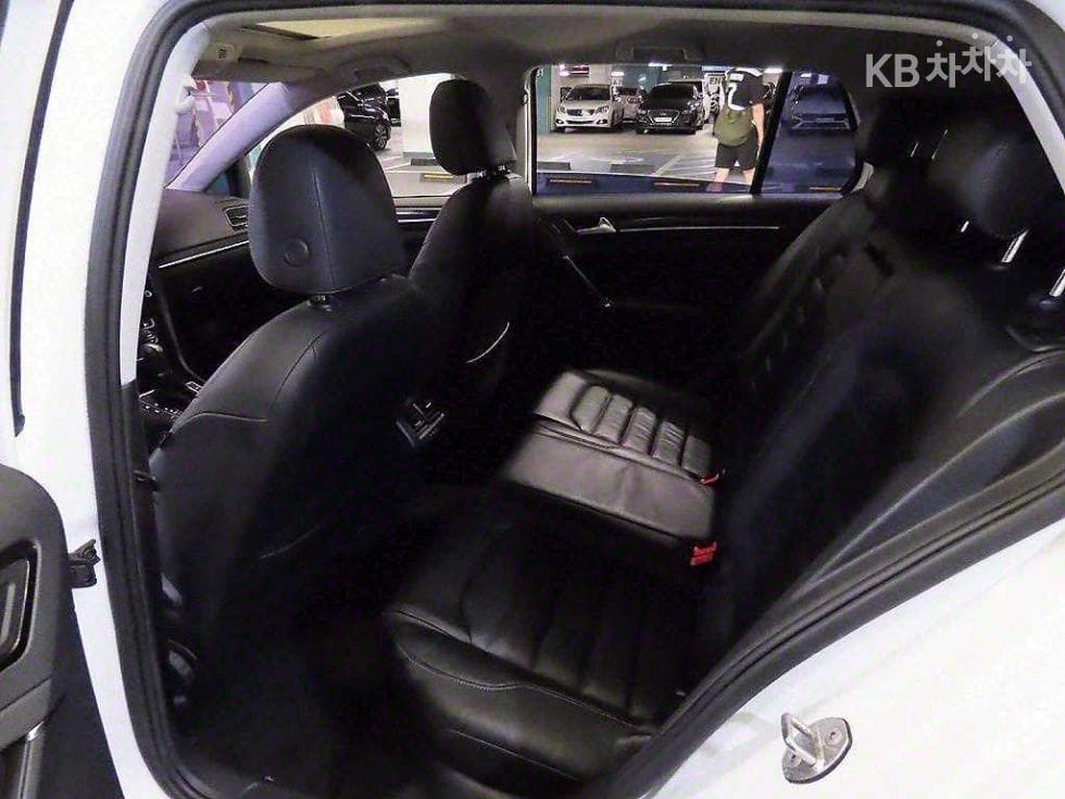 Volkswagen Голф2.0 Турбо Дизел Инжекция MK7 Premium - 7