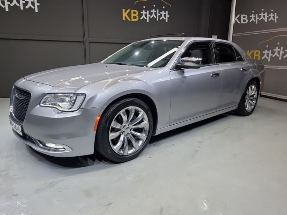 크라이슬러 The New (фейслифт) 300C 3.6 - Image 1