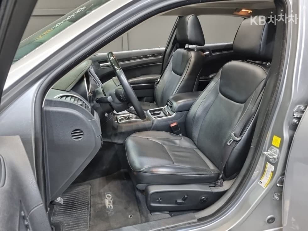 크라이슬러 The New (facelift) 300C3.6 - 17