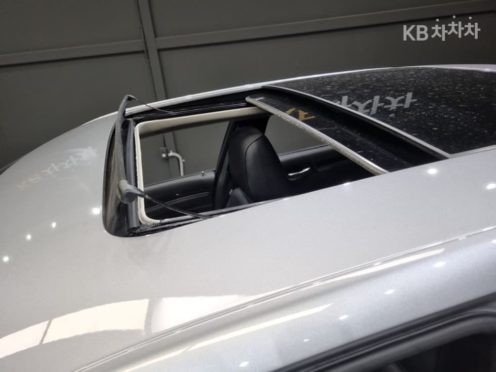 크라이슬러 The New (facelift) 300C3.6 - 19