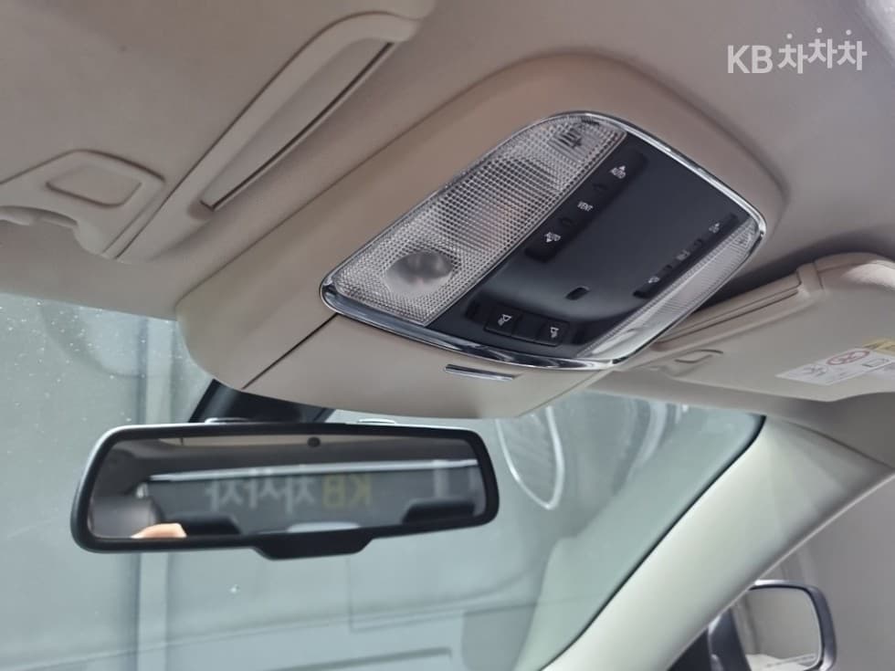 크라이슬러 The New (facelift) 300C3.6 - 23