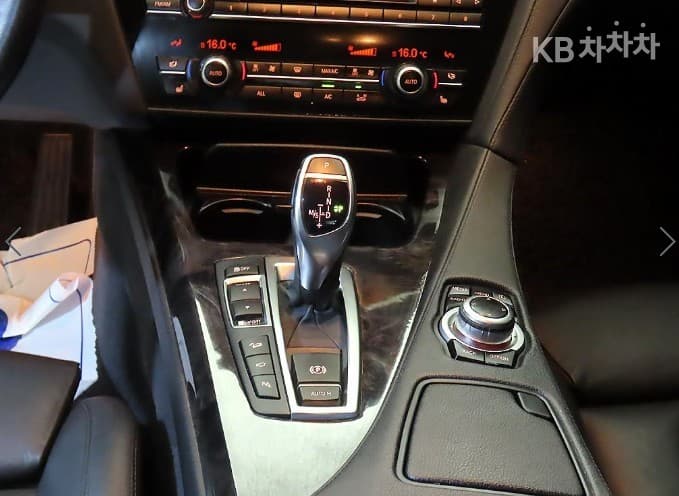 BMW Нов6 Series640d xDrive 그란Купе Стандартен - 12