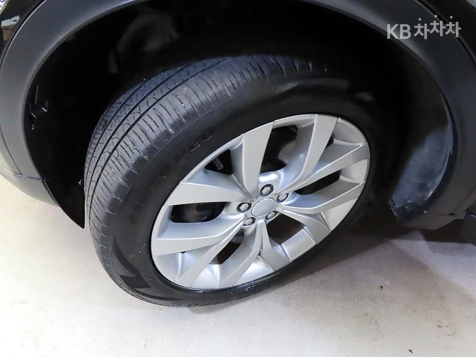 Land Rover 디스커버리 스포츠 Второ поколениеP250 SE - 20