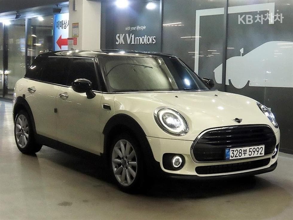 Мини 클럽맨 Второ поколение 1.5 Cooper Classic Plus Lite - Image 1