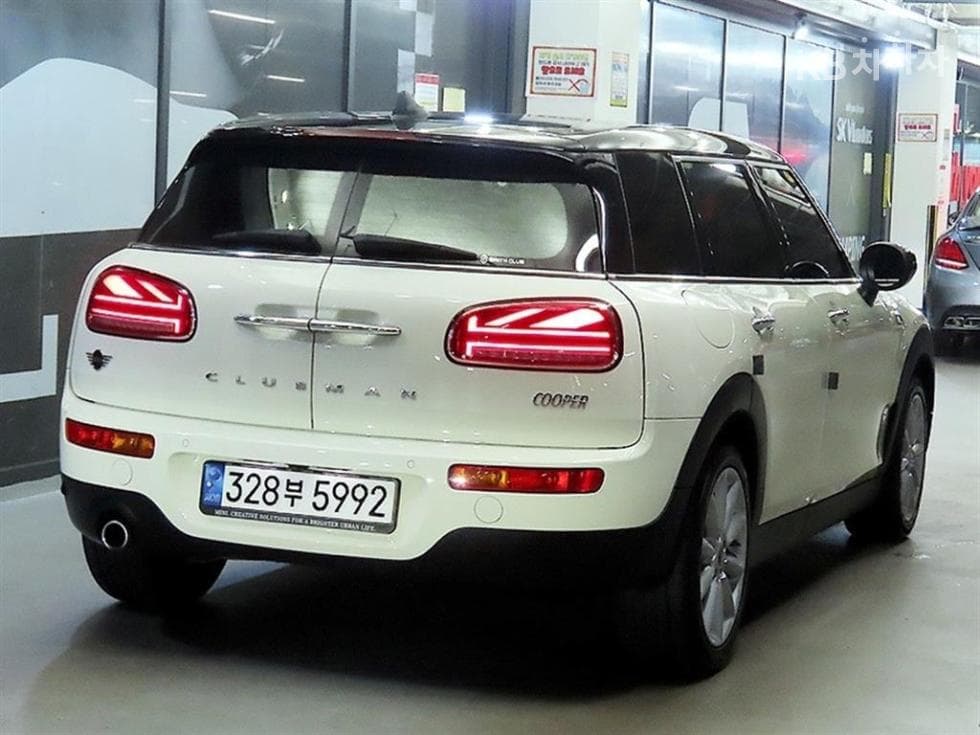 Мини 클럽맨 Второ поколение1.5 Cooper Classic Plus Lite - 4