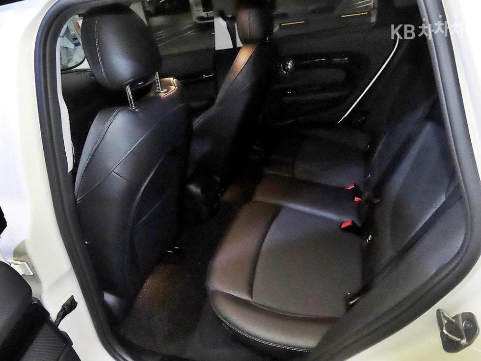 Мини 클럽맨 Второ поколение1.5 Cooper Classic Plus Lite - 7