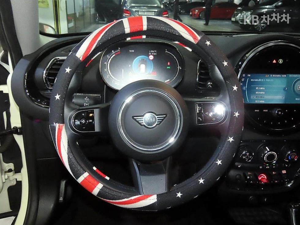 Мини 클럽맨 Второ поколение1.5 Cooper Classic Plus Lite - 8