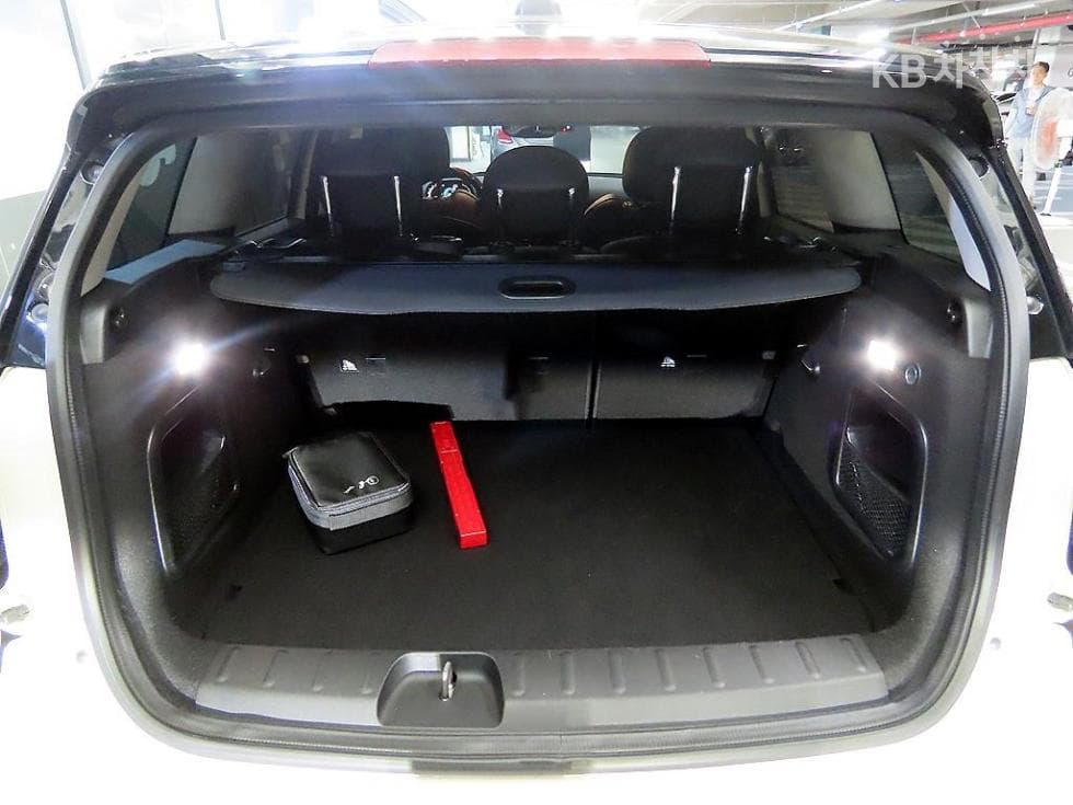 Мини 클럽맨 Второ поколение1.5 Cooper Classic Plus Lite - 18