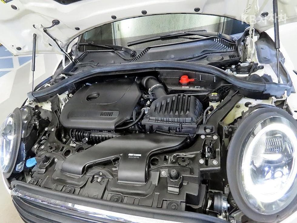 Мини 클럽맨 Второ поколение1.5 Cooper Classic Plus Lite - 19