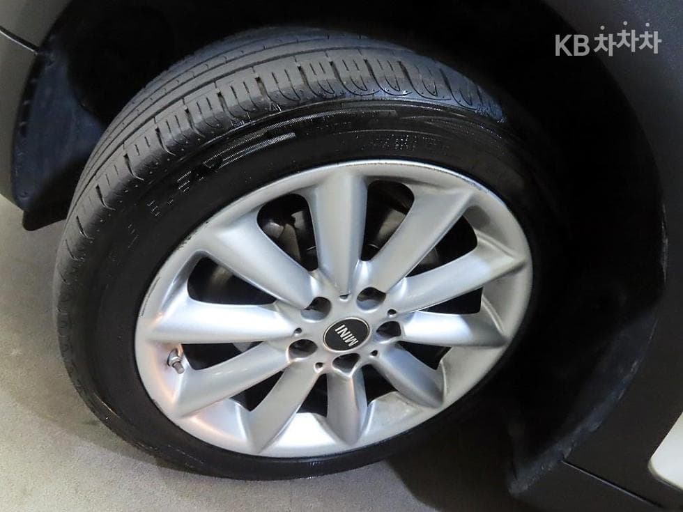 Мини 클럽맨 Второ поколение1.5 Cooper Classic Plus Lite - 20