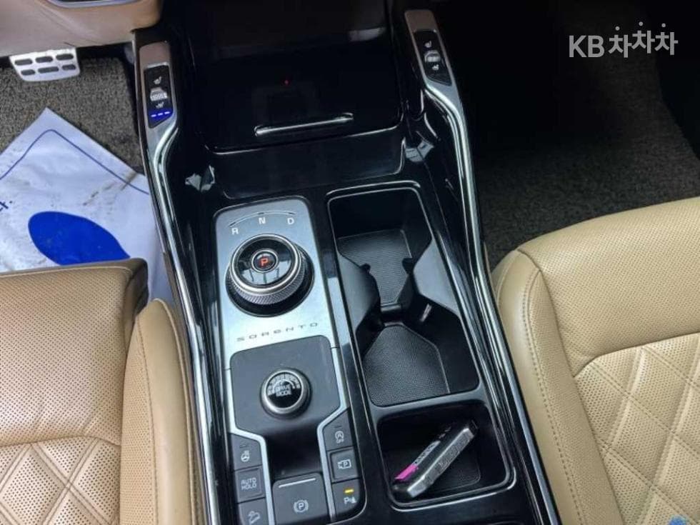 Киа Sorento 4-то поколение2.2 Дизел 2WD Signature - 12