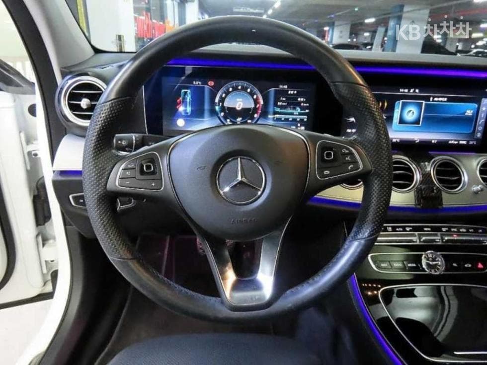 Mercedes-Benz E-Клас (W213)E300 Avantgarde - 8