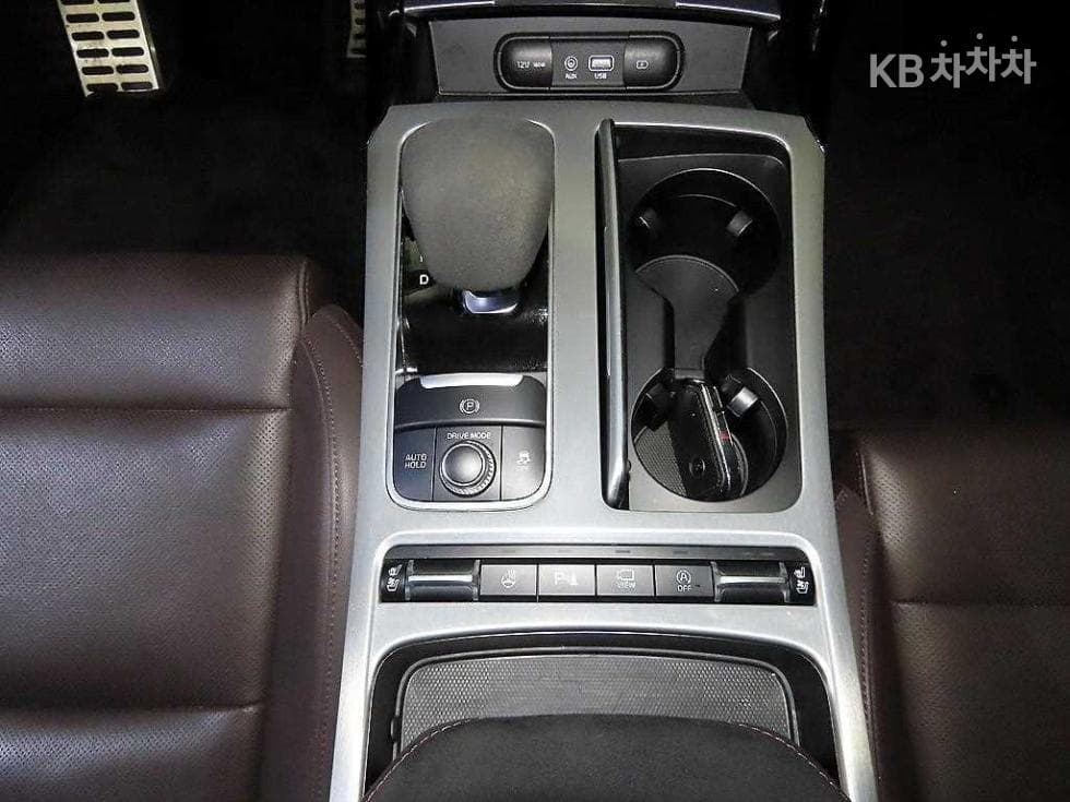 Киа Stinger2.0 Турбо 2WD 플래티넘 - 12