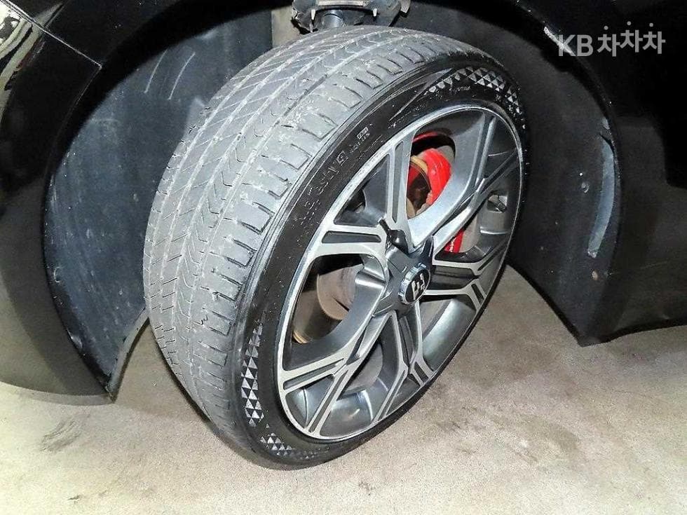 Киа Stinger2.0 Турбо 2WD 플래티넘 - 20