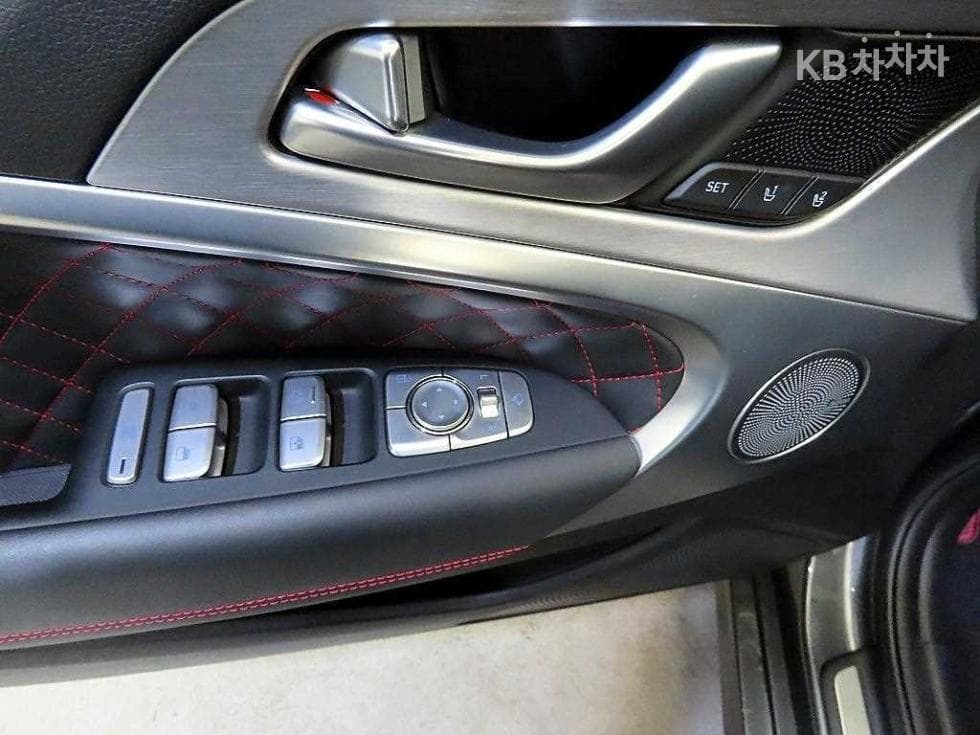 Дженезис G70 SPORT3.3T SPORT Prestige - 13