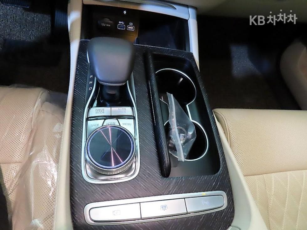 Киа The New (фейслифт) K9(Второ поколение)3.8 GDI AWD 베스트셀렉션Ⅰ - 12