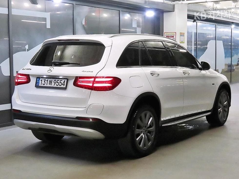 Mercedes-Benz GLC(X253)350e 4Matic Premium - 4