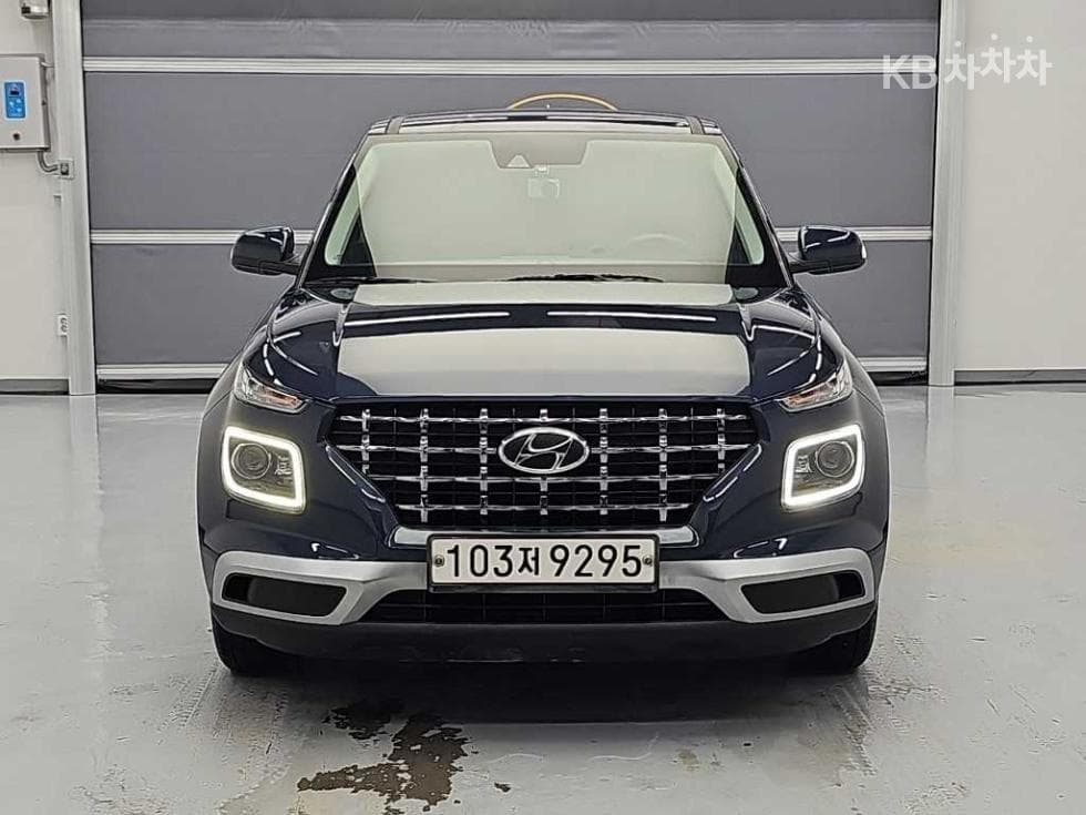 Хюндай ВениуБензин 1.6 Modern - 2