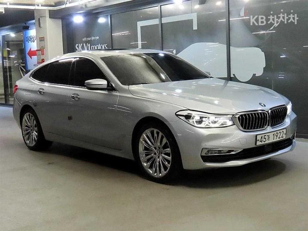 BMW Gran Turismo 6 Series 640i xDrive Luxury Line - Image 1